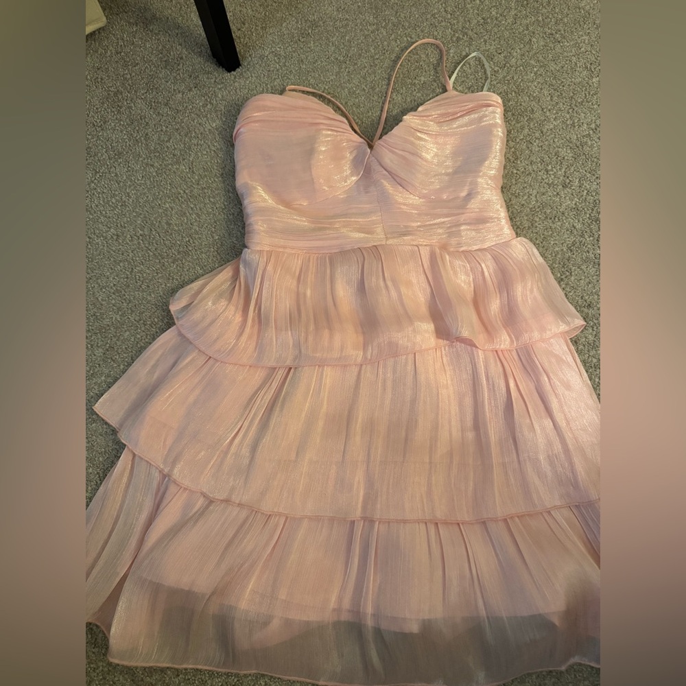 Gorgeous pink short Lulu’s dress size medium